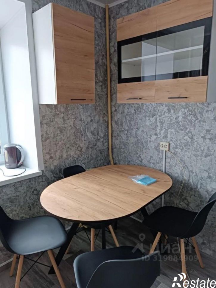 3-комн квартира ул Декабристов, 12,  д. 12