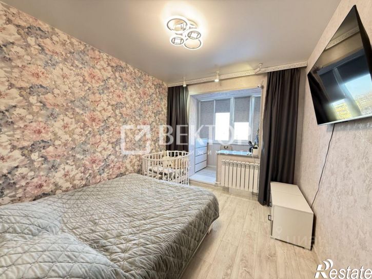 3-комн квартира ул 12 Декабря, 24,  д. 24