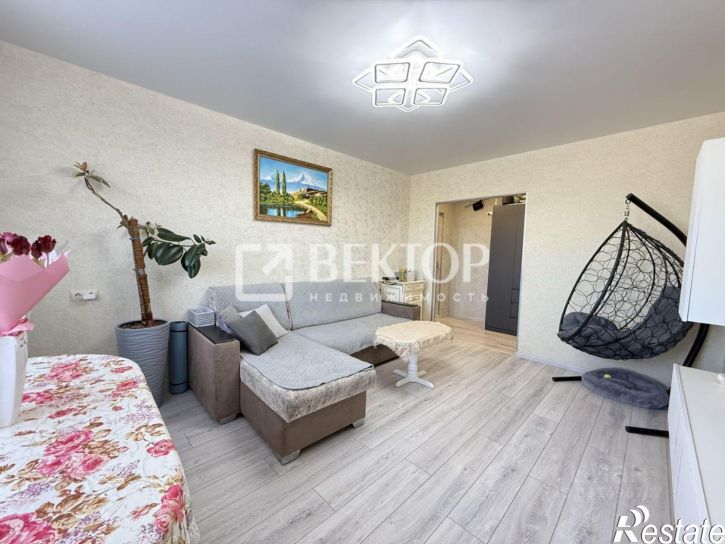 3-комн квартира ул 12 Декабря, 24,  д. 24